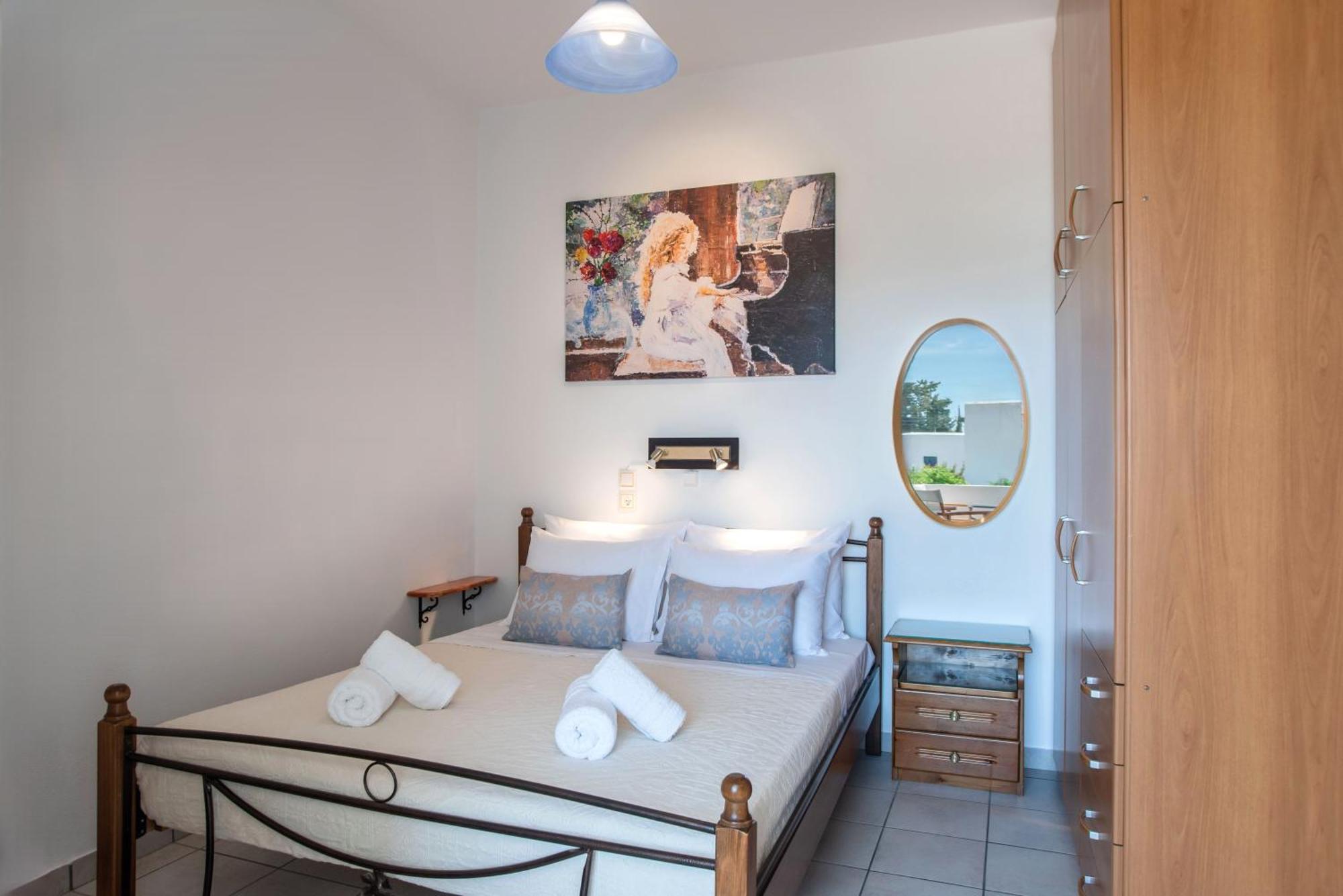 Kontaratos Studios & Apartments Páros Eksteriør bilde